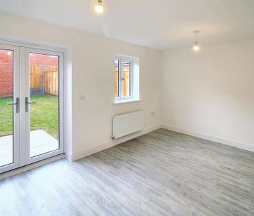 3 bedroom semi-detached house to rent - Photo 3