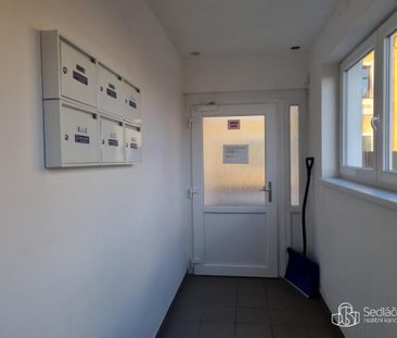 Pronájem bytu 1+1 37 m2 - Fotografie 3