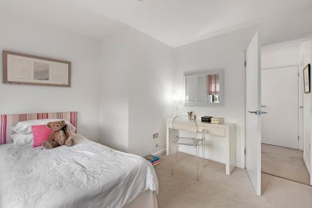 4 bedroom detached house to rent - Photo 5