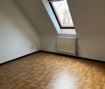 Leuk appartementje met garage, één slaapkamer en garage - Photo 2