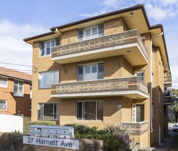 Two bedroom apartment in quiet street - Photo 4