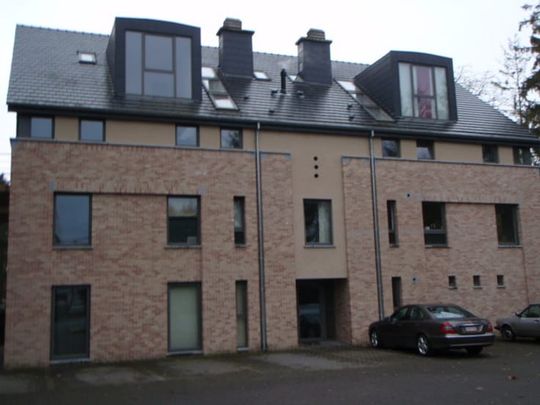 Appartement te huur - Photo 1