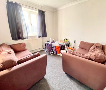 Dereham Road, Norwich - Photo 1