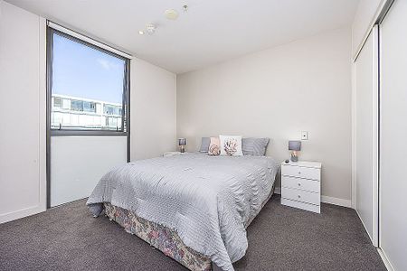 Lighter Quay Two Bedroom Apartment - Photo 4