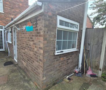 2 bedroom terraced to rent Gibbeson Street, Lincoln - Photo 1