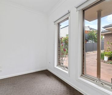 Modern 2-Bedroom Unit in Prime Reservoir Location - Photo 5