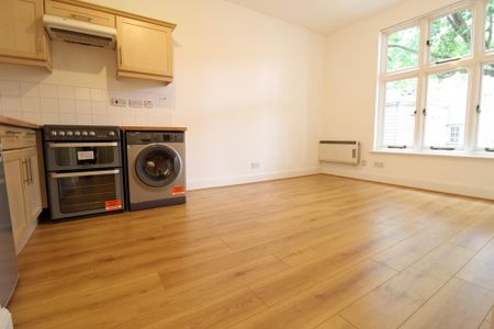 1 bedroom flat to rent - Photo 3