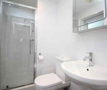 3 bedroom detached house to rent - Photo 5