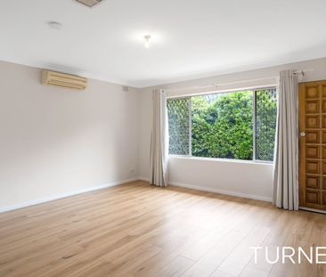 Beautiful 2 Bedroom Unit - Photo 4