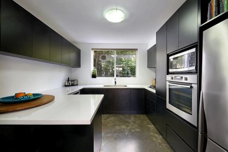 Super Stylish! - Photo 4