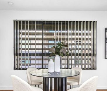 Timber floored 2bed on prime location - Photo 2