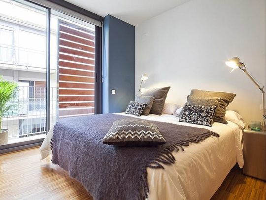 Carrer de Ballester, Barcelona, Catalonia 08023 - Photo 1