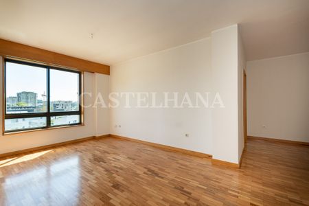 Apartamento T2 na Quinta Miramar com vista rio - Photo 4