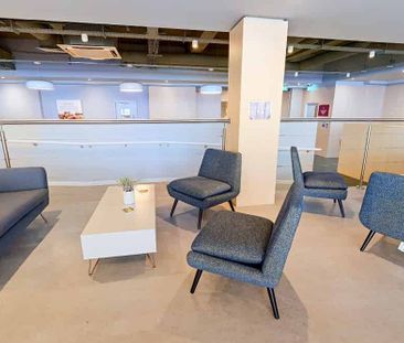 Large Studio - Photo 3