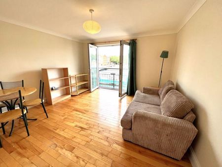 1 bedroom flat to rent - Photo 2