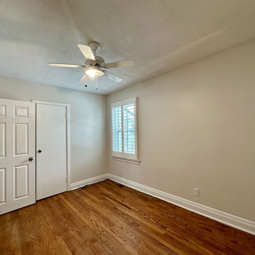 For Lease - 21 Granton Avenue, Meadowlands - Crestview and Area, Ontario - Photo 1