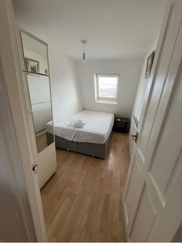 2 Bed Flat, Colney Hatch Lane, N10 - Photo 4