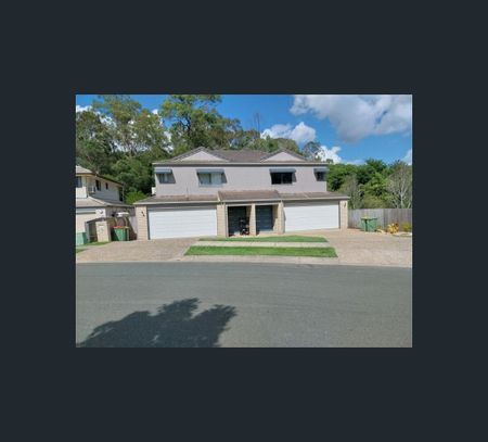 1/10 Chantrill Ave, Nerang, Qld 4211 - Photo 3