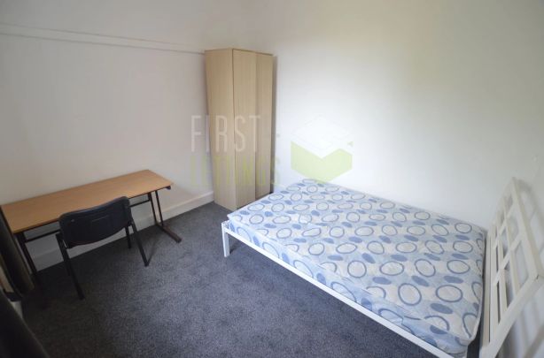 Queens Road, Clarendon Park, Leicester, LE2 - Photo 1