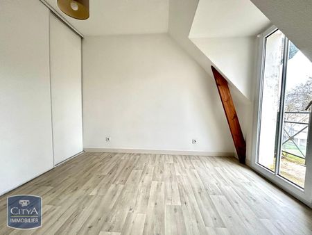 Location Appartement 3 pièces 66m² CHAMBRAY LES TOURS 37170 - Photo 2