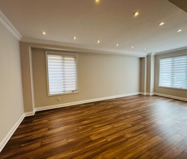 For Lease - 63 Grand Oak Drive, Richmond Hill, Ontario - Photo 3