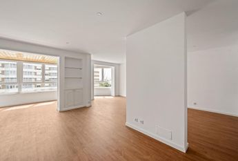 4 Bedroom Apartment with parking, Alto da Barra, Oeiras