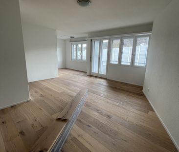 MODERNE, sanierte 1.5-Zimmerwohnung an zentraler Lage - Photo 2