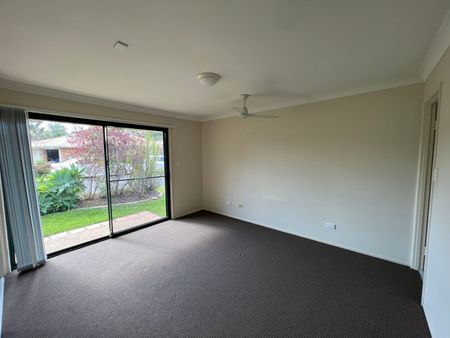 1 Swansdale Close, 4211, Nerang Qld - Photo 4