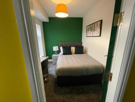 Milford Street, Salford - Photo 3