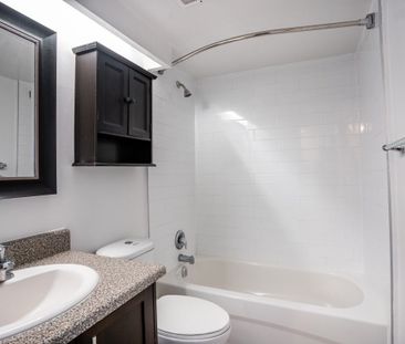 Davisville Village Apartments - Photo 1