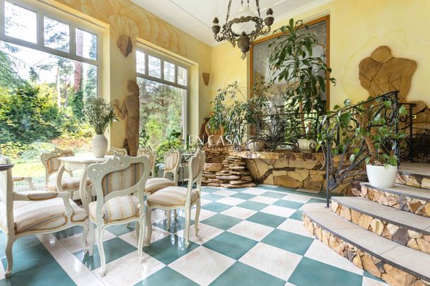 Stylowy dworek w parkowej części Milanówka - Photo 1