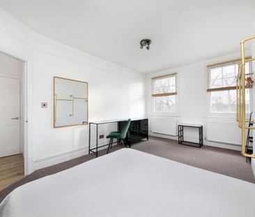 3 bedroom flat to rent - Photo 4