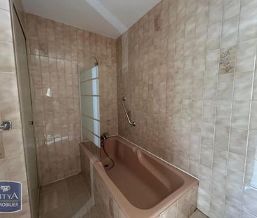 Location Appartement 2 pièces 53m² LAVAL 53000 - Photo 6