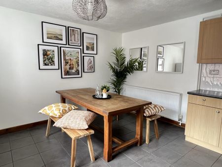 31 Ward Street - Photo 2