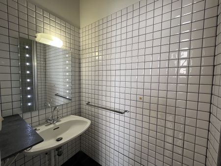Location Appartement 3 pièces 78m² POITIERS 86000 - Photo 3