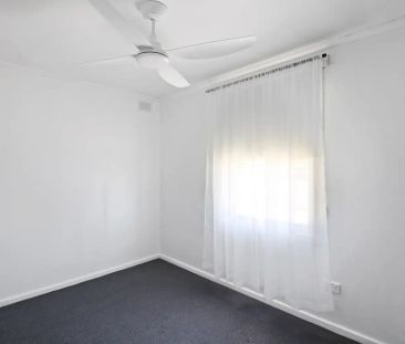40 Miller Street, Seacombe Gardens SA 5047 - Photo 6