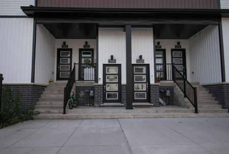 Spacious 2-Bedroom Apartment in Niagara Falls - Photo 2