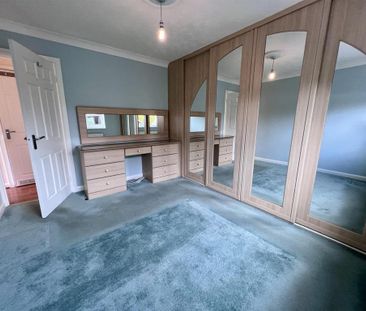 2 bedroom detached bungalow to rent - Photo 3