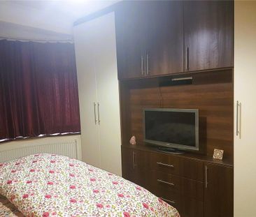 3 bedroom bungalow to rent - Photo 2