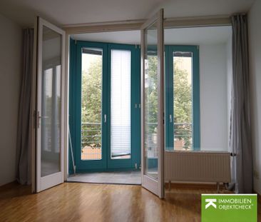 Zentral gelegen und dennoch ruhig – 2-Zimmer-Wohnung mit Balkon & W... - Foto 1