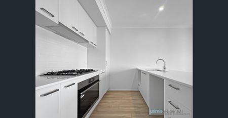 Modern double-storey home with space, style and comfort - Photo 2