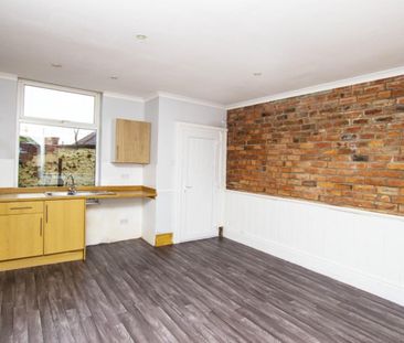 3 bedroom House To Let Total Size: 926 SQ FT - Photo 6