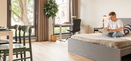 Studio Large - Photo 3