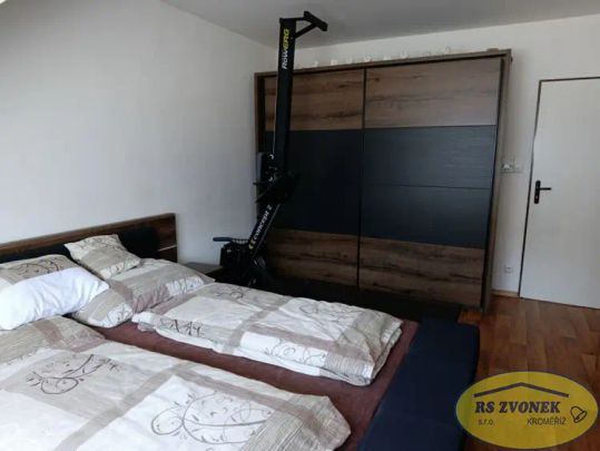 Pronájem podkrovního BOV 3+kk, Jiráskova, Hulín - Photo 1