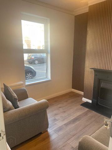 62 Donegall Avenue, Belfast, BT12 6LX - Photo 3