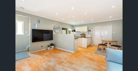 Two Bedroom Townhome in Boutique Block Near Wilston Village - Photo 2