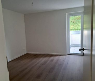 Erstbezug: Helle 3,5 Zimmer Wohnung in ruhiger Lage - Photo 5