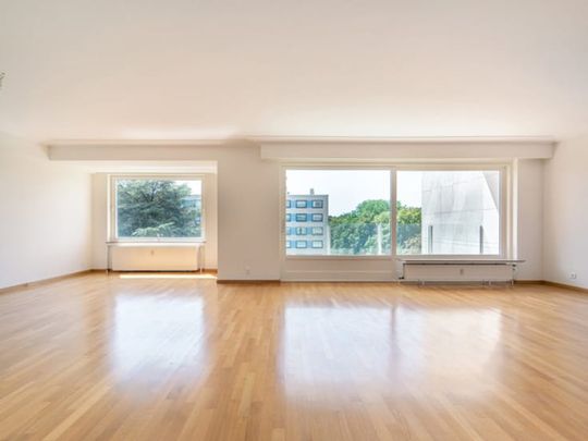 Appartement te huur - Foto 1