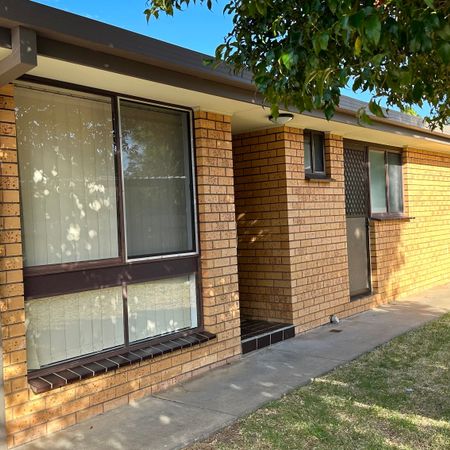 Refined Comfort and Effortless Convenience in the Heart of Lavington - Photo 3