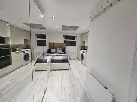 Studio to rent - Photo 4